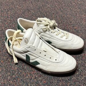 Veja Men's White and Green Sneakers